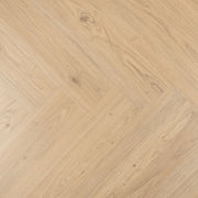 Douwes Dekker - PVC klik brede visgraat crème brûlée